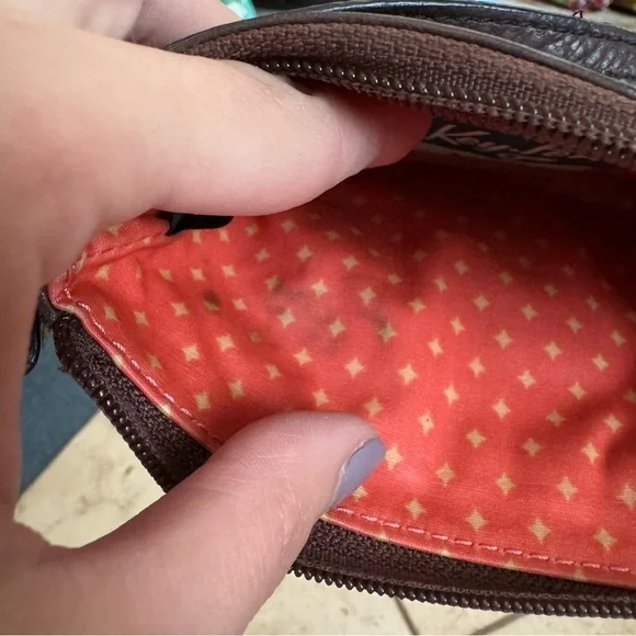 Fossil Black and Red Swan Print Wristlet - Picture 3 of 3